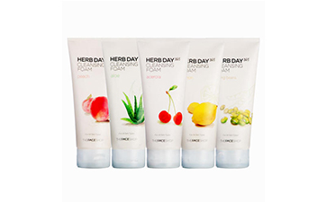 怎樣去辨別菲詩小鋪洗面奶的真假呢？